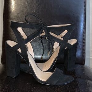 Cute black suede, open toed 3in heels
